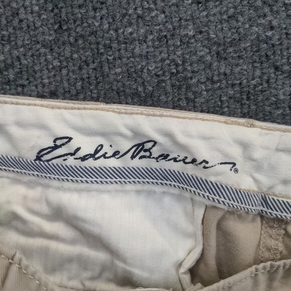 Eddie Bauer Womens Blakely Chino Shorts Tan Size 10 Slash Pockets Cotton - Picture 10 of 12